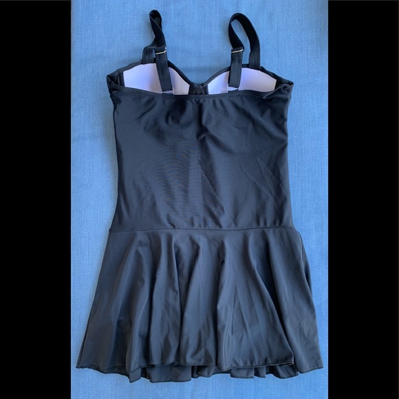 COSKAKA Women's One Piece Skirt Swimsuit - Picture 5 of 12